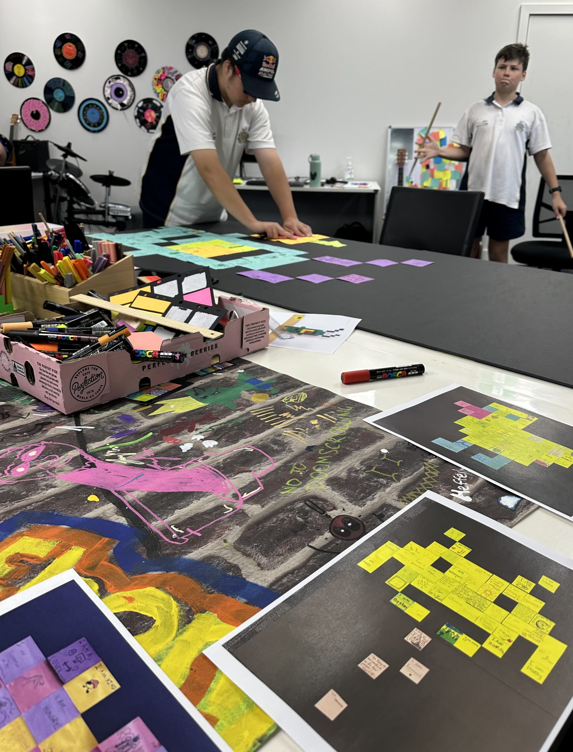Clubhouse Bathurst member creating printed T-Shirts for Youth Week 'I Am' Exhibition in collaboration with Bathurst Regional Art Gallery