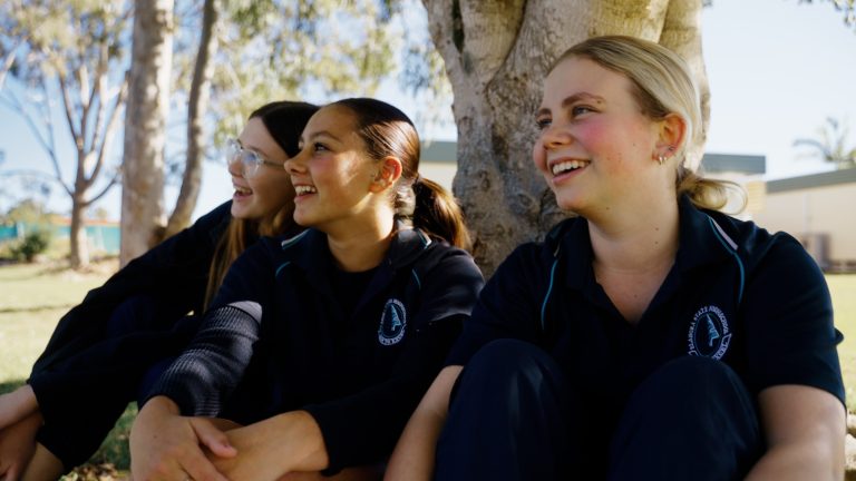 Elanora State High School students